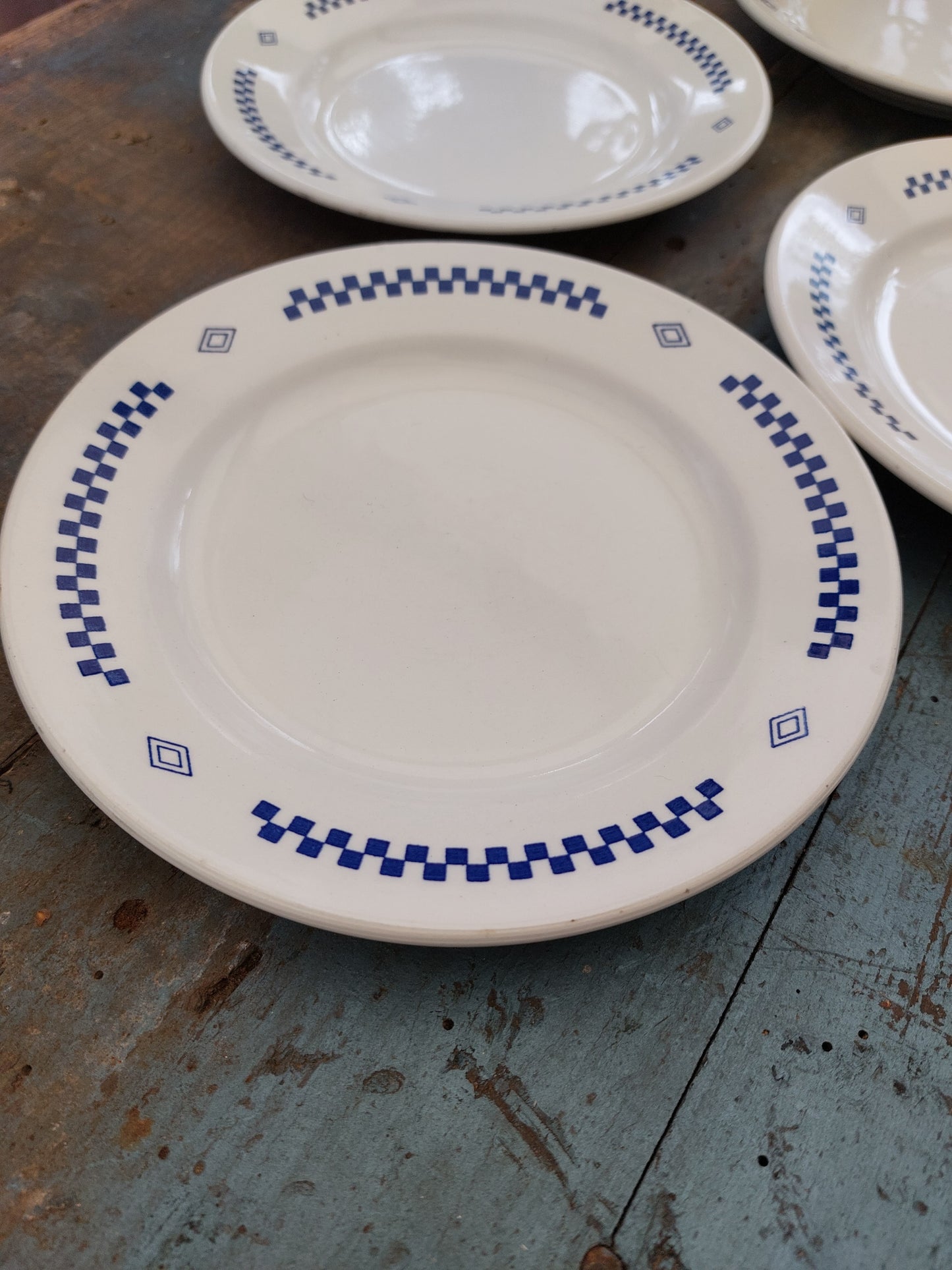 Lot de 4 assiettes à dessert "Lustucru"
