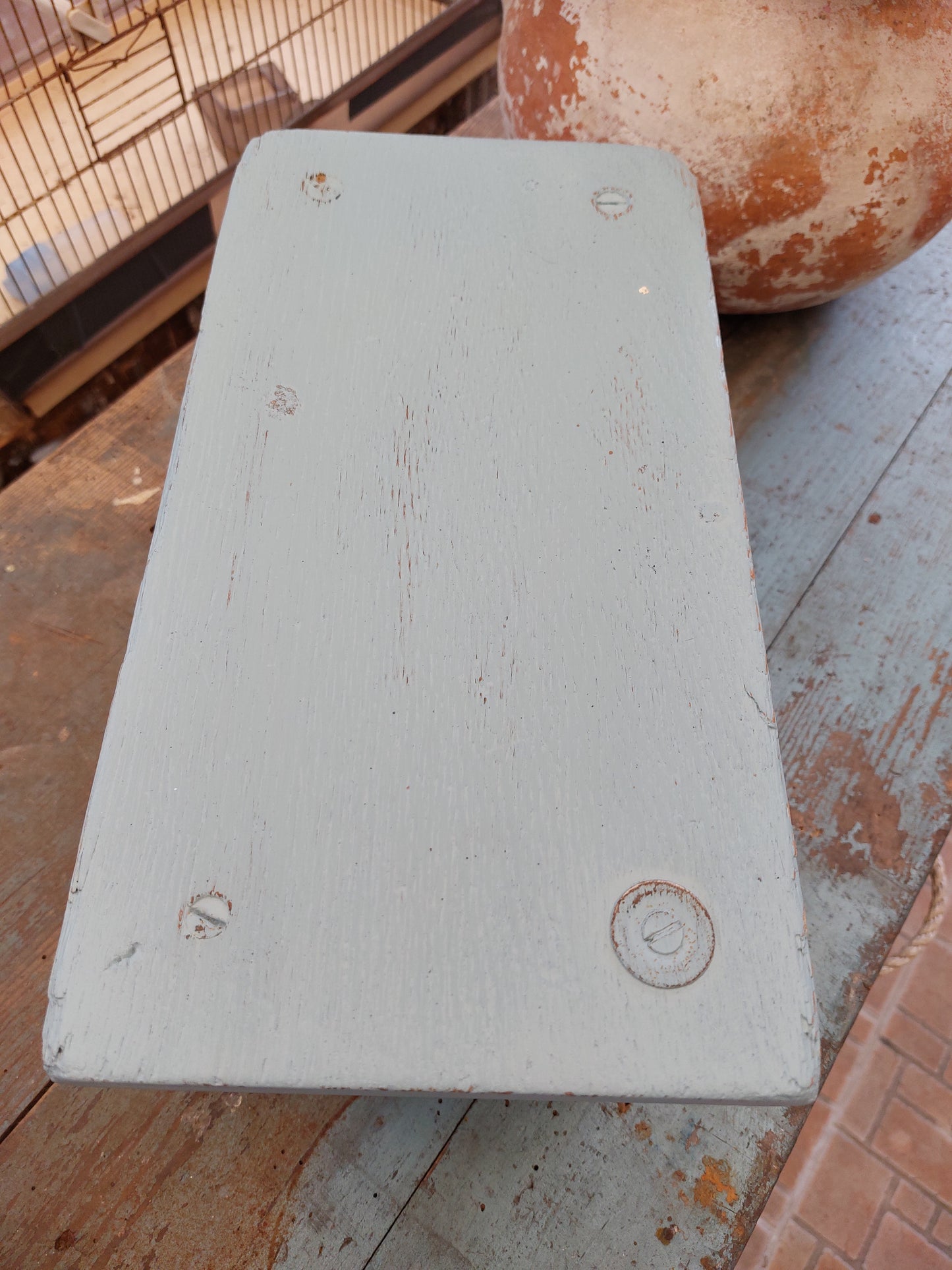 Repose pied en bois