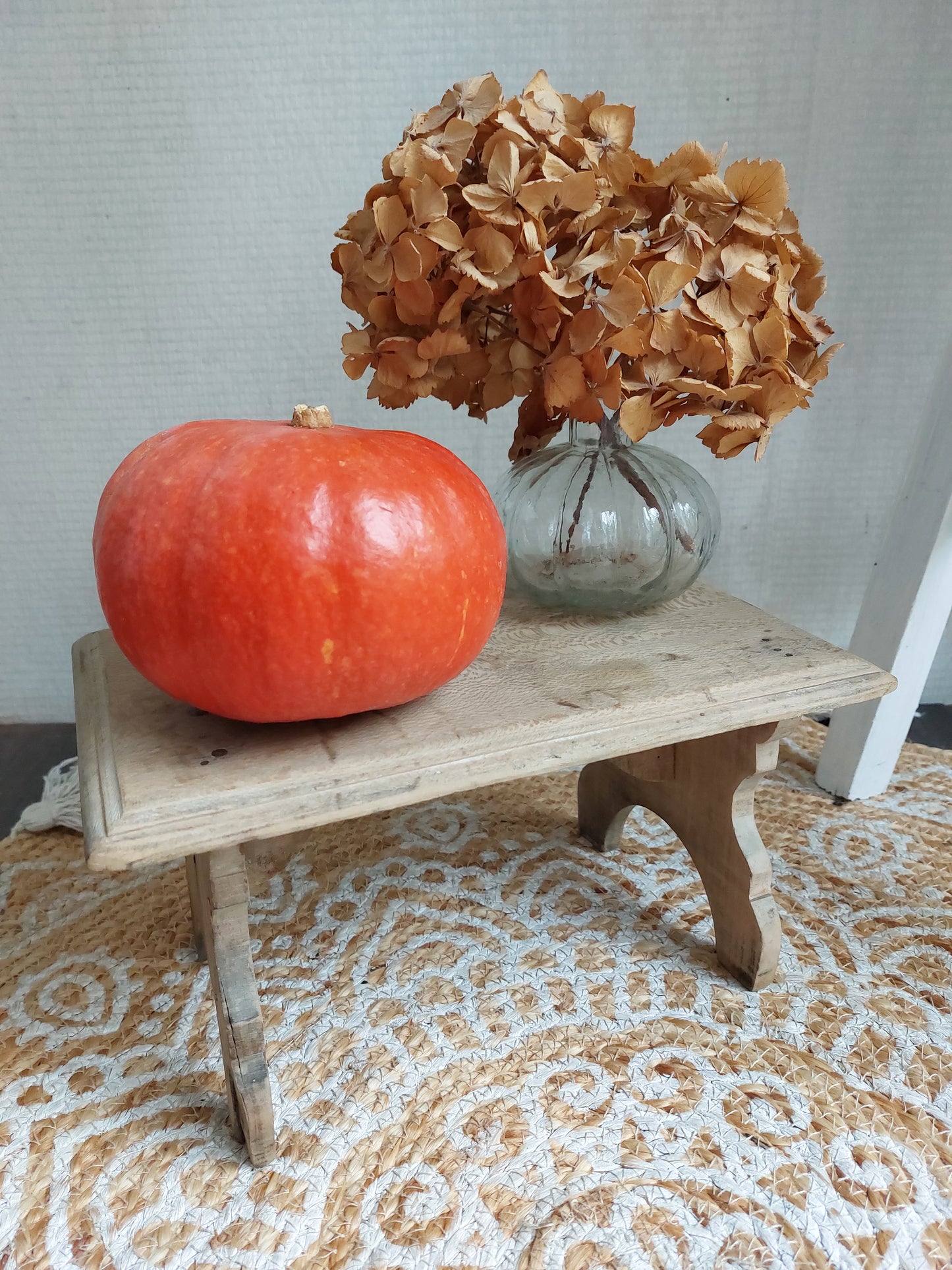 Repose pied en bois