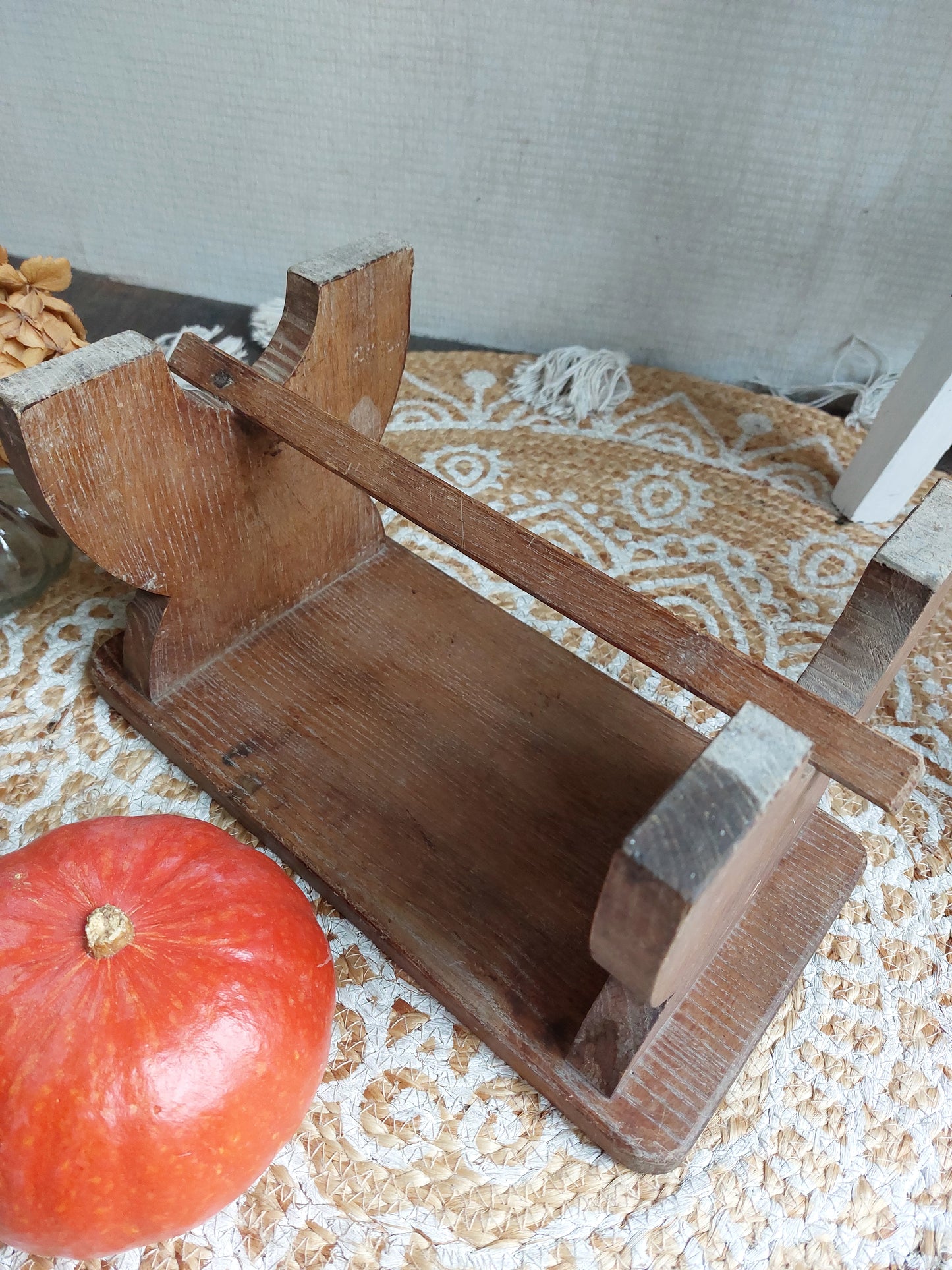Repose pied en bois