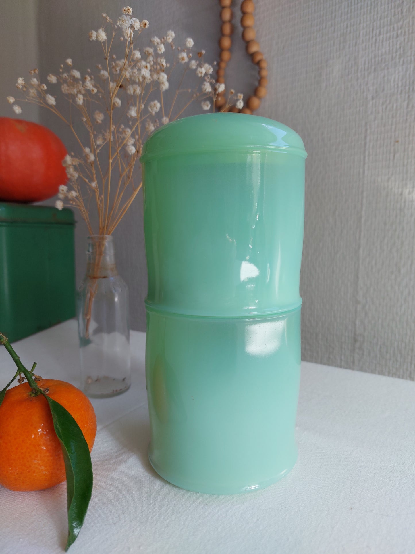 Pots en opaline vert céladon