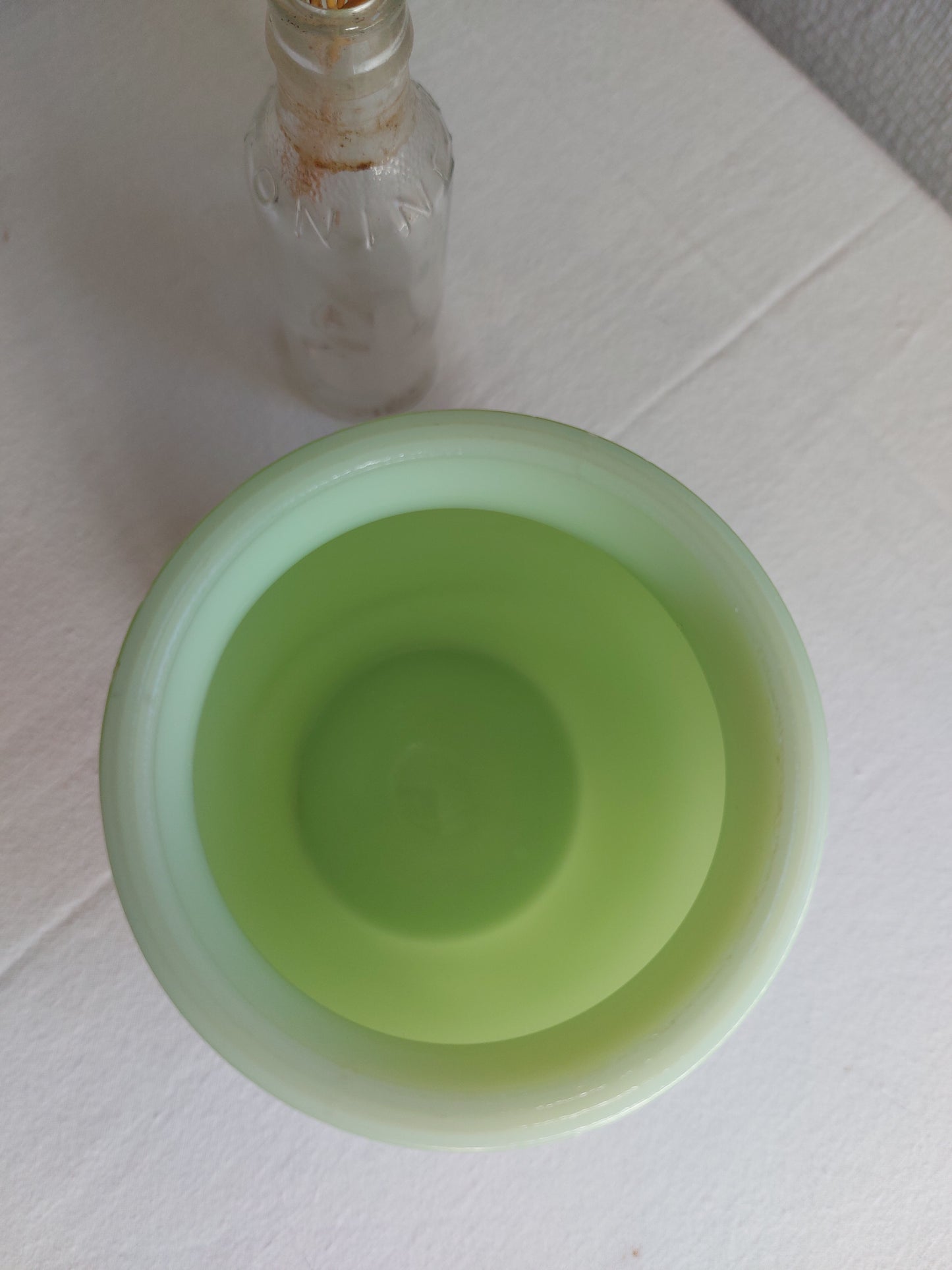 Vase en opaline