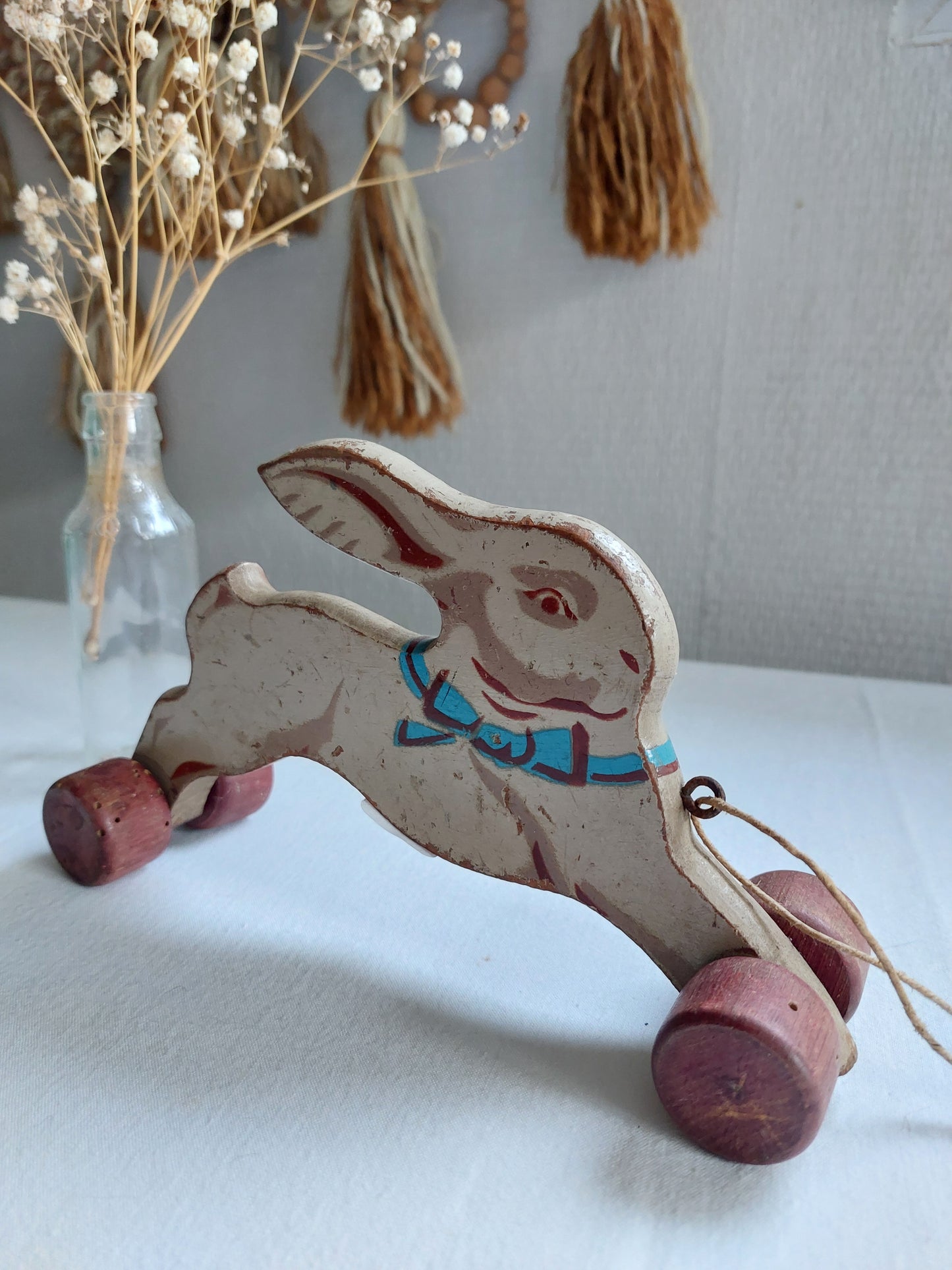 Lapin en bois à tirer
