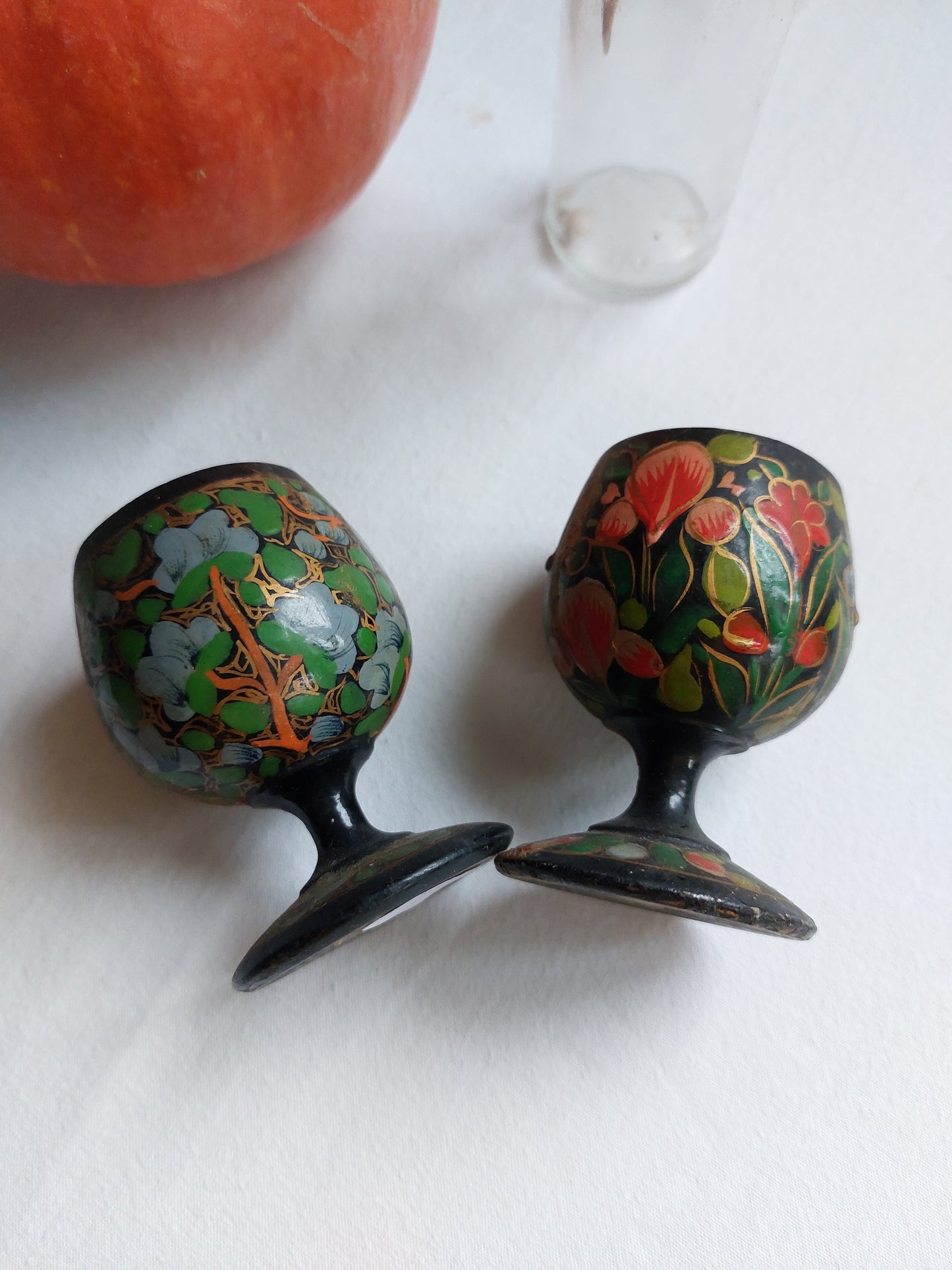 Paire de coquetiers "Khokhloma"