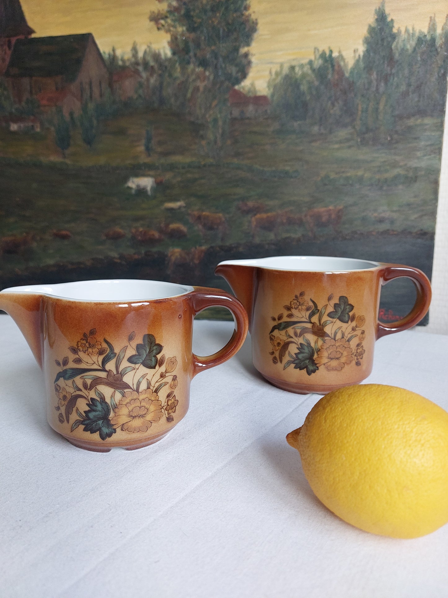 Lot de 2 pots à lait "Pillivuyt"