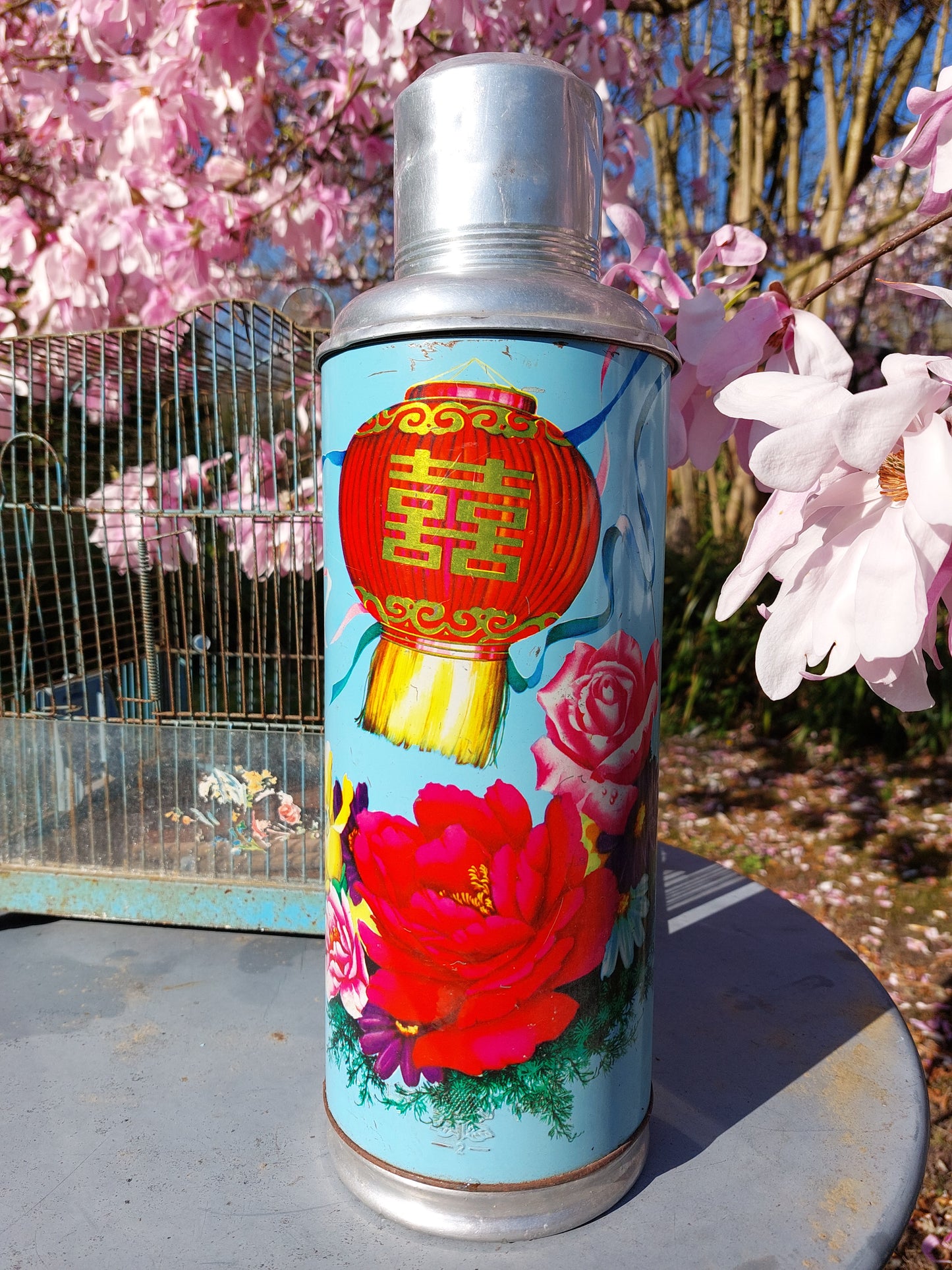 Grand thermos fleuri chinois