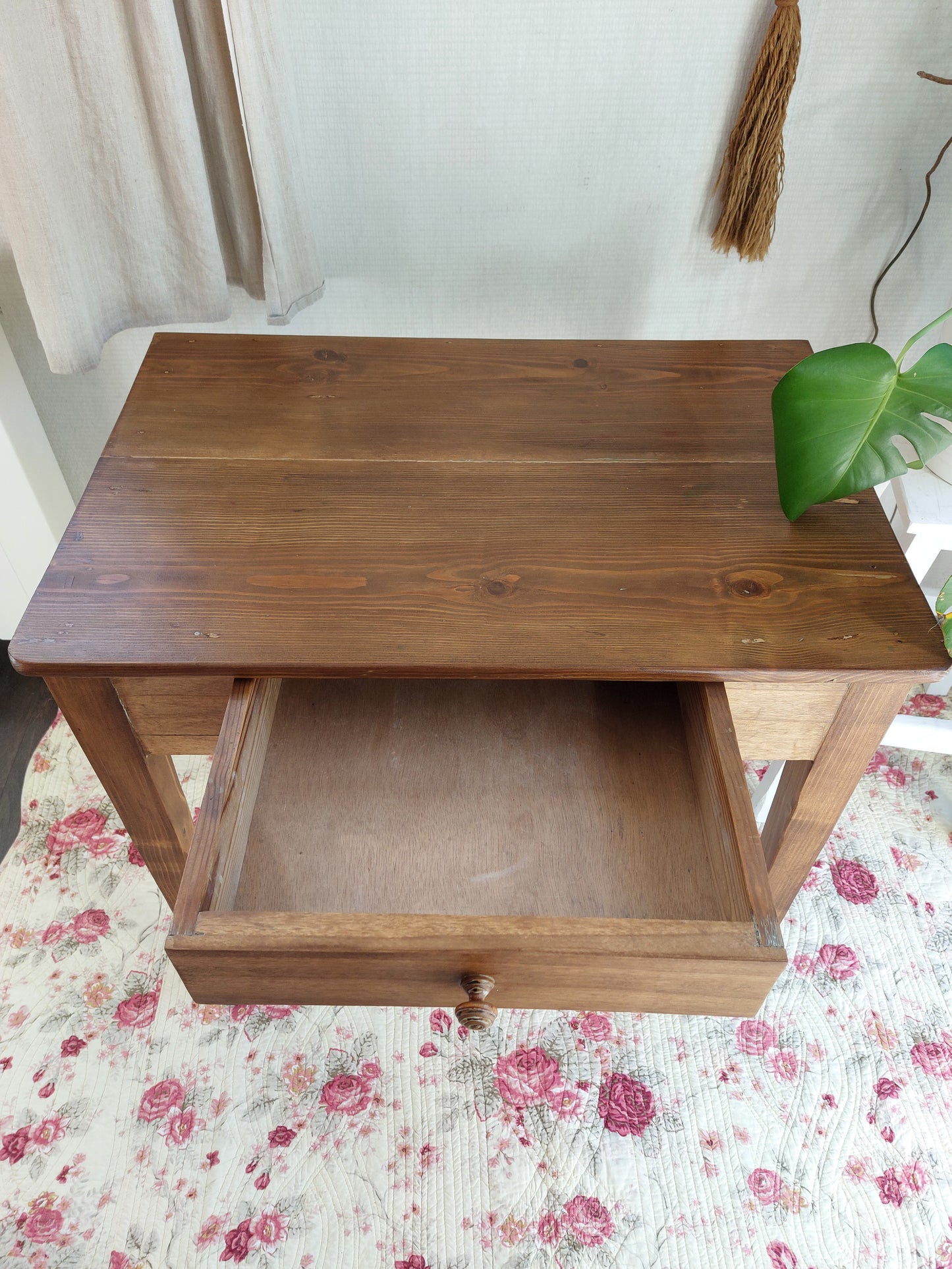 Table d'appoint ou bureau