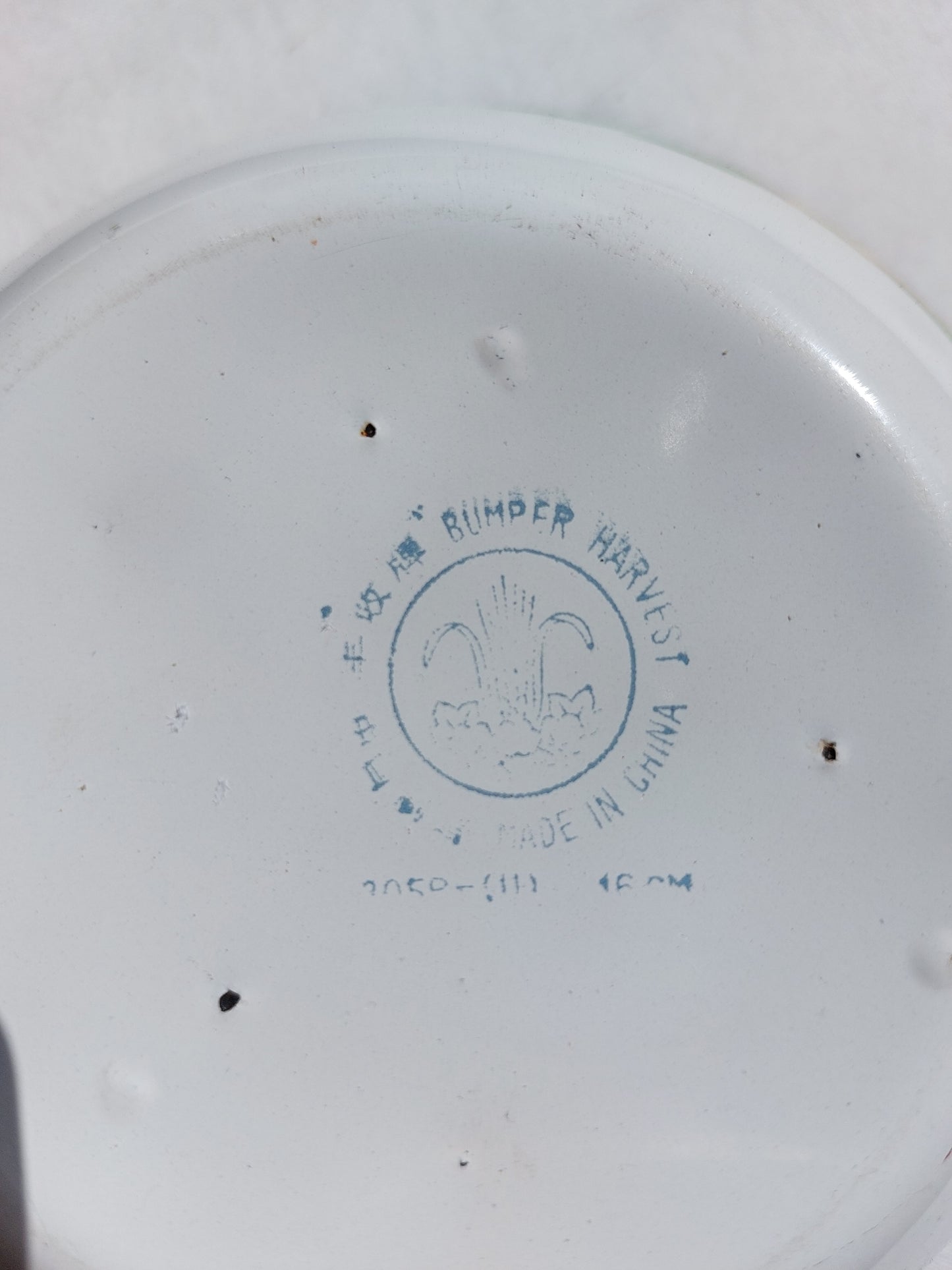 Petite cocotte en tôle émaillée