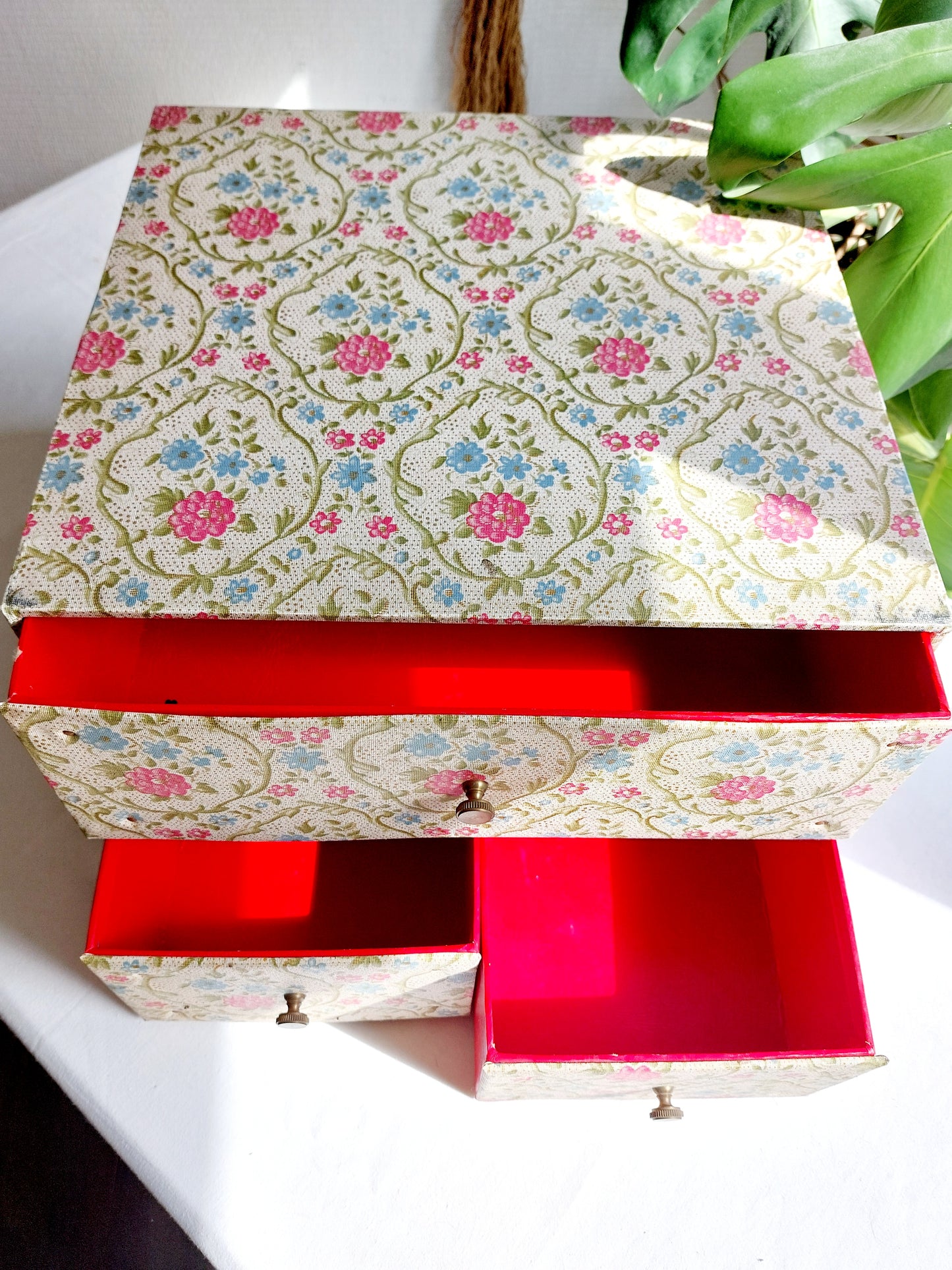 Boîte de mercerie vintage