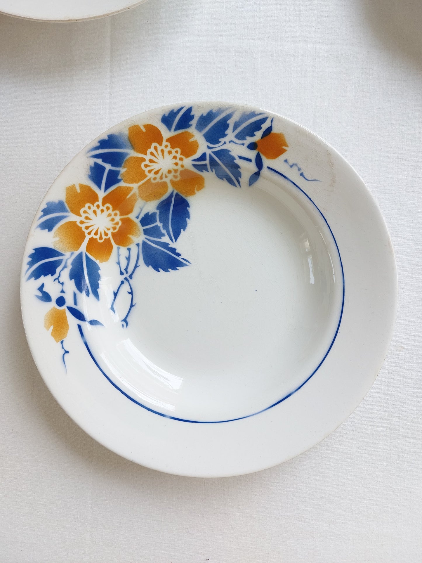 DESTOCKAGE - Lot de 8 assiettes plates et 8 creuses Hamage & Moulin des Loups modèle Eglantine