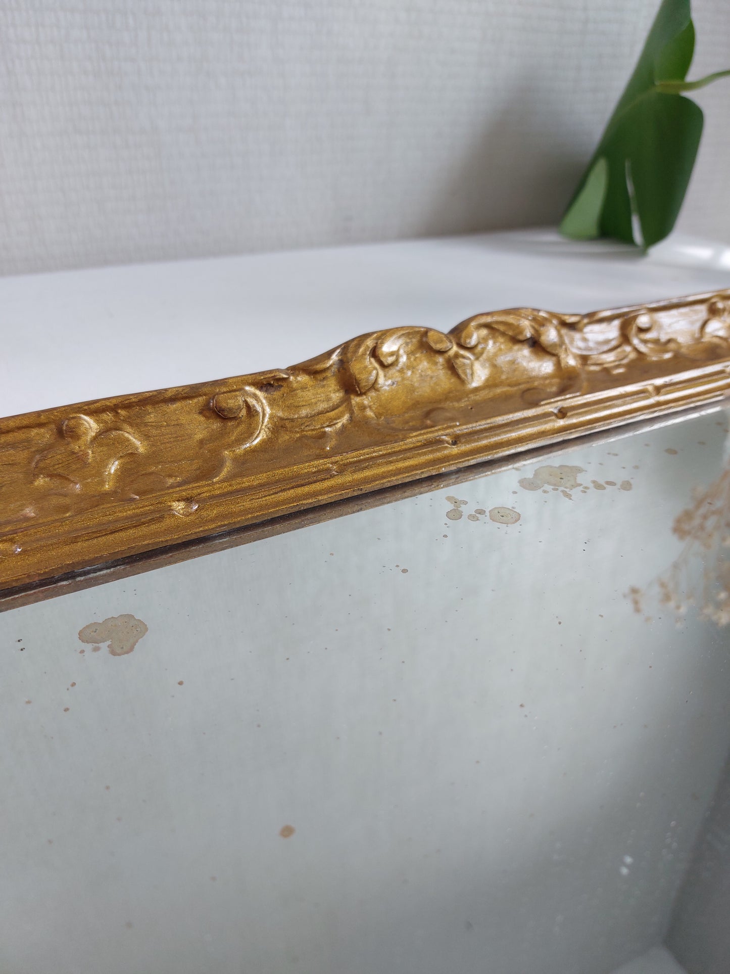 Miroir ancien cadre bois doré stuc