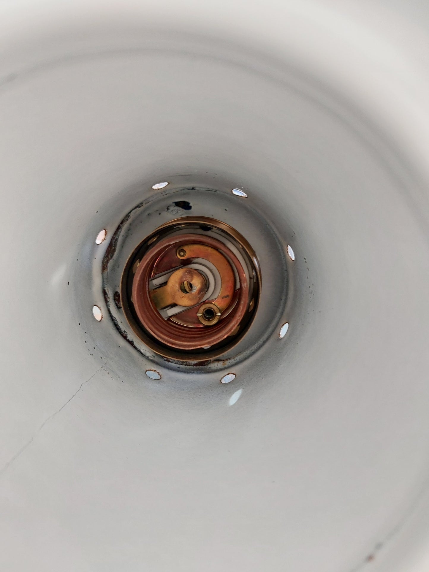Suspension industrielle en émail bleu marine, années 60