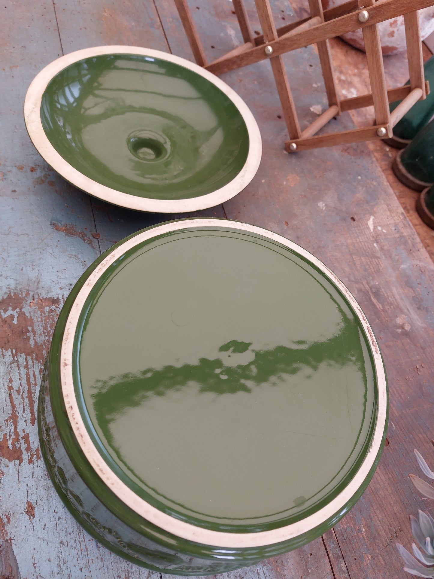 Soupière verte olive