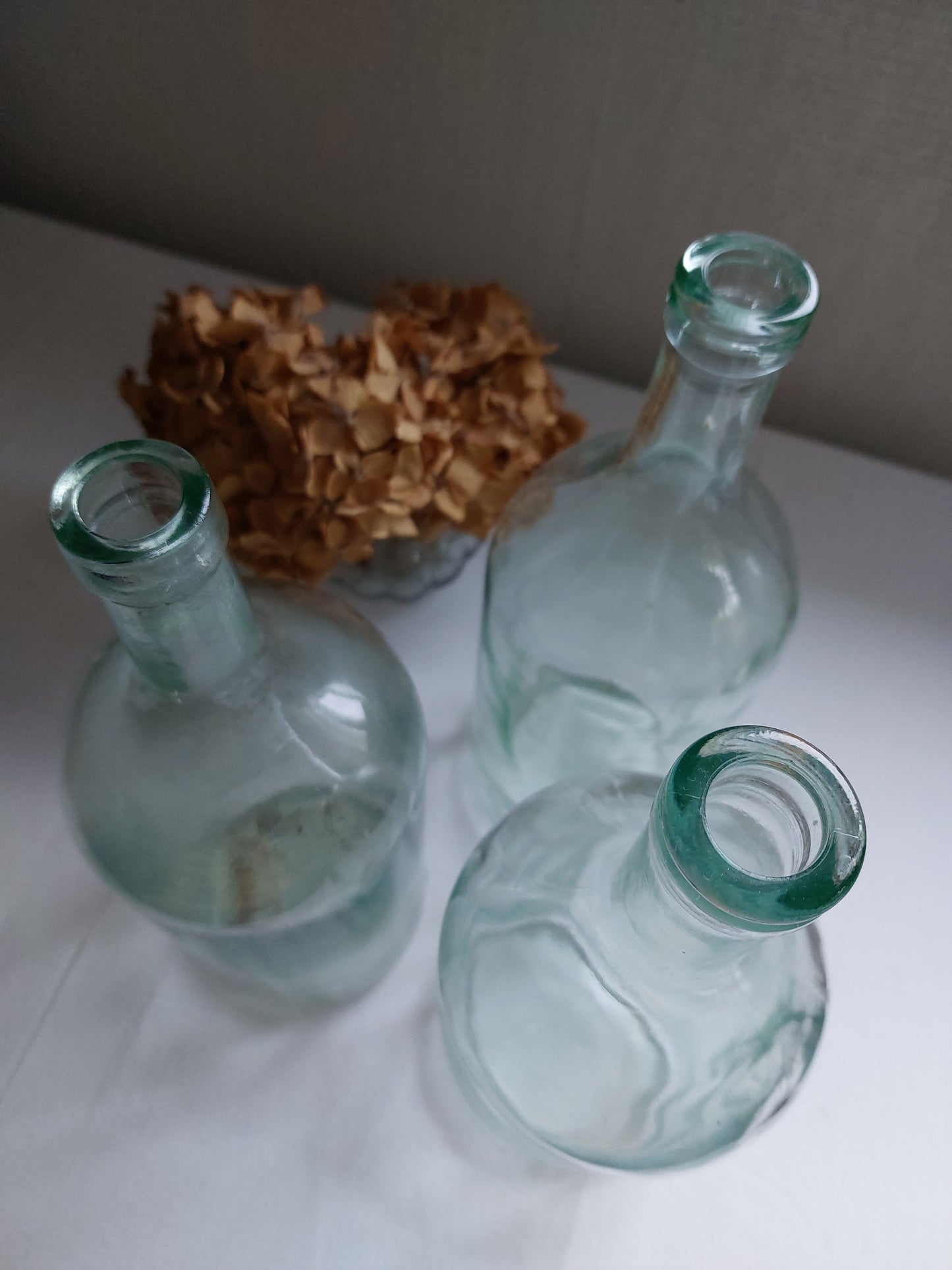 Grande bouteille ancienne
