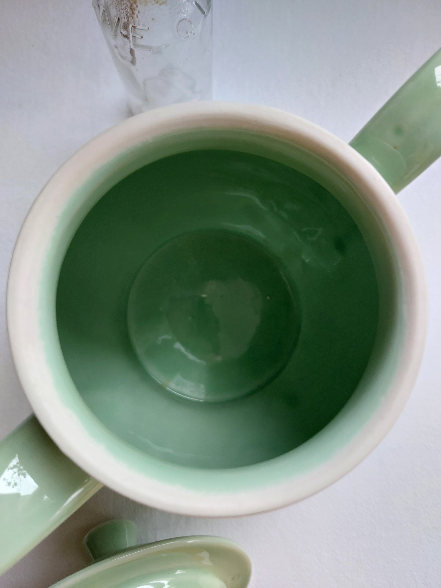 Théière vert céladon