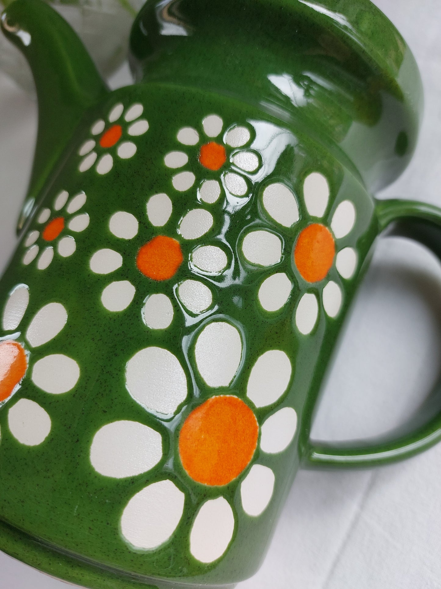 Cafetière à fleurs vintage