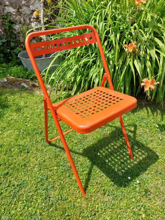 Paire de chaises pliantes vintage orange - Plichaise par Souvignet 1960