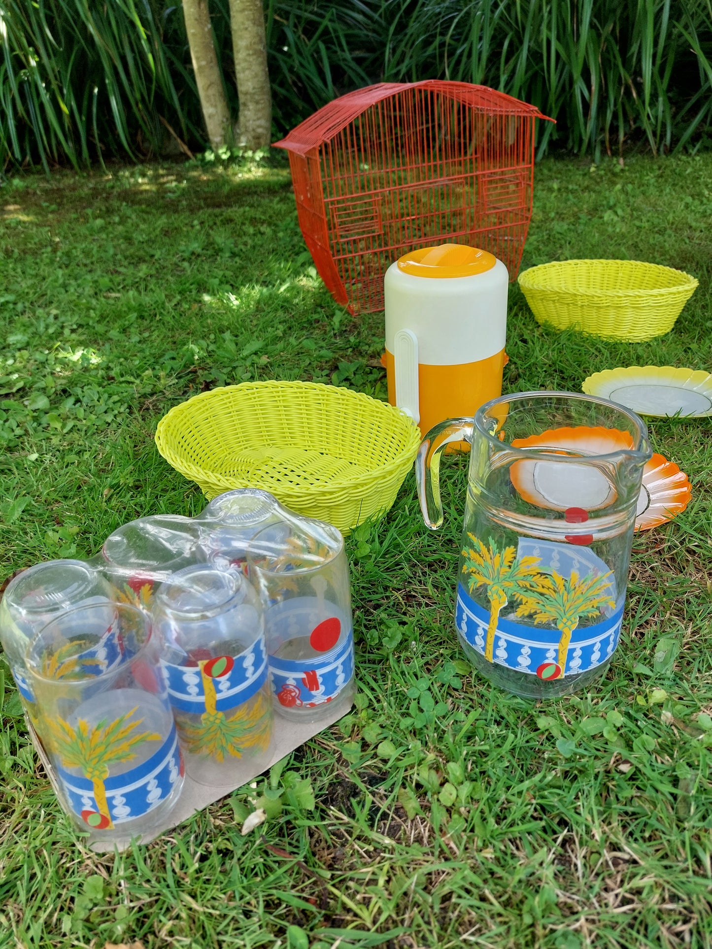 Pichet à orangeade et 6 verres vintage modèle "Bahahmas"