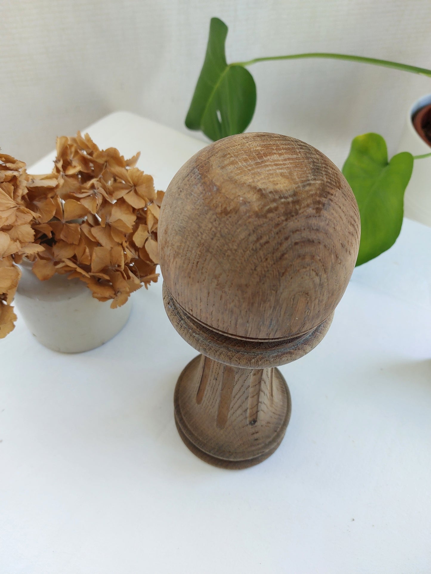 Objet de curiosité - Colonne sur bois tourné Modéle 1