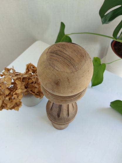 Objet de curiosité - Colonne sur bois tourné Modèle 2