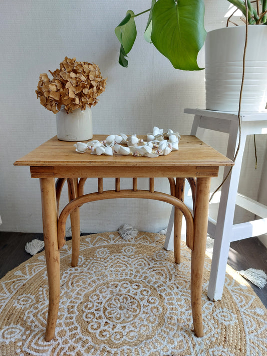 Petite table ancienne en bois tourné XXème