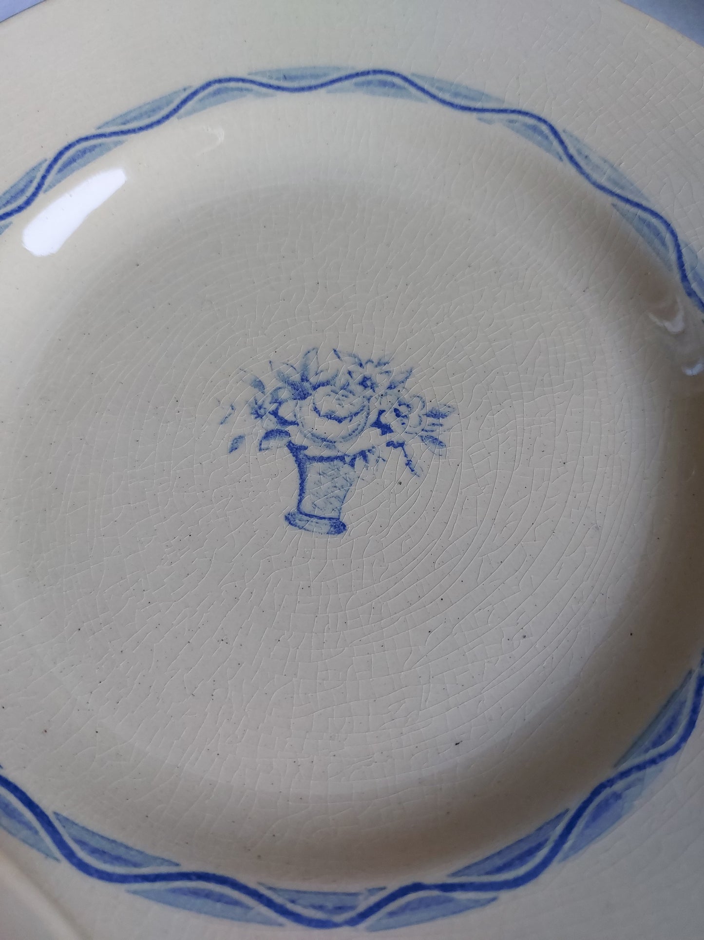 Lot de 6 assiettes à dessert anciennes BOCH F. La Louvière