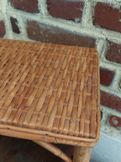 Tabouret ancien en bambou et rotin