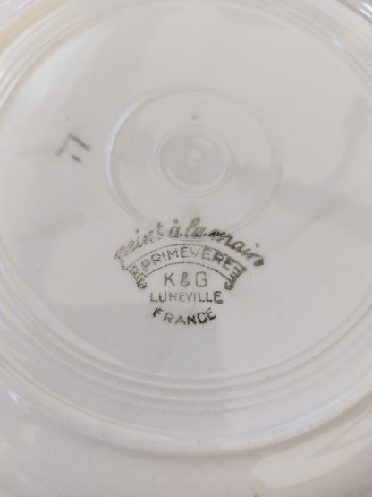 Lot de 6 assiettes plates et un compotier K&G Luneville modèle « Primevère »