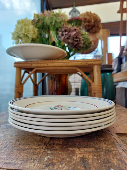 Lot de 6 assiettes plates et un compotier K&G Luneville modèle « Primevère »