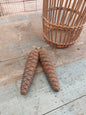 Lot de 2 petites pommes de pin en fonte anciennes