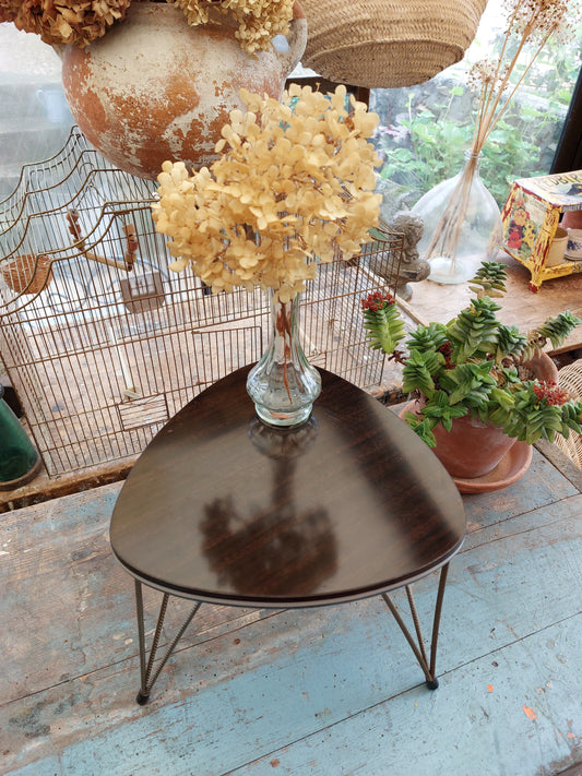 Table basse tripode années 50 en formica