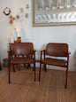 Paire de fauteuils hongrois par ágnes Kígyóssy modèle Claus