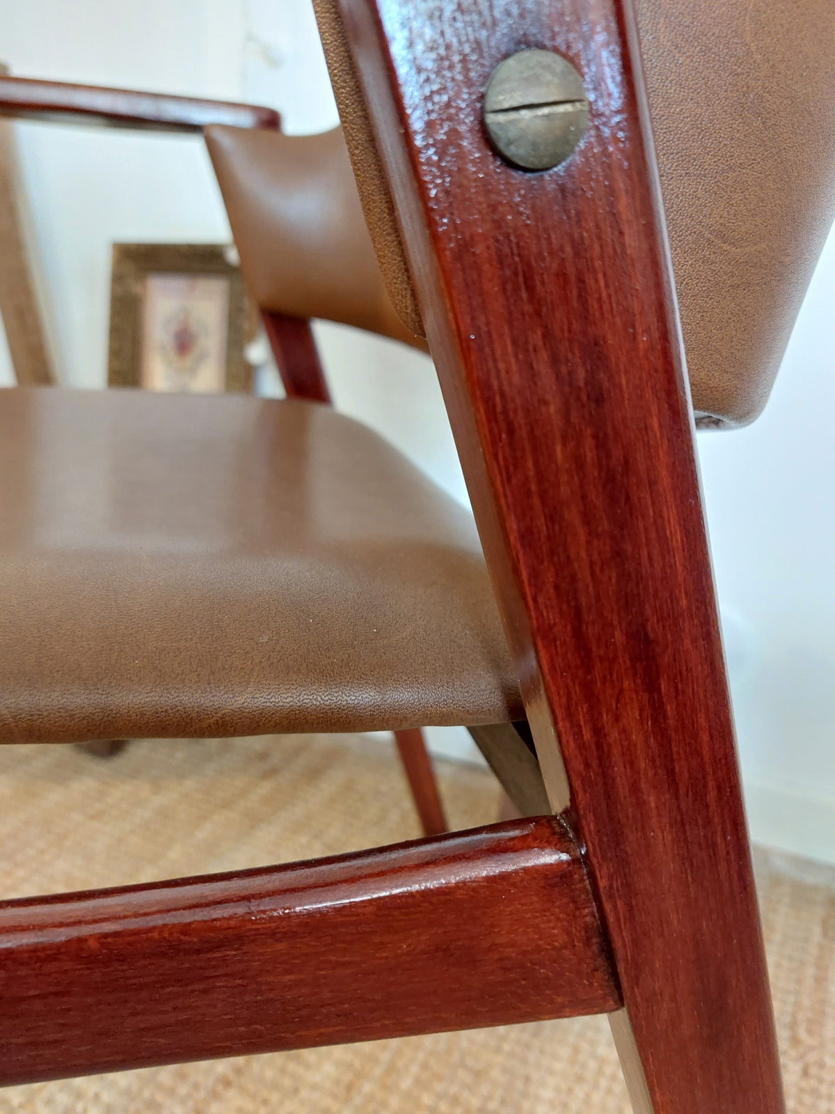 Paire de fauteuils hongrois par ágnes Kígyóssy modèle Claus