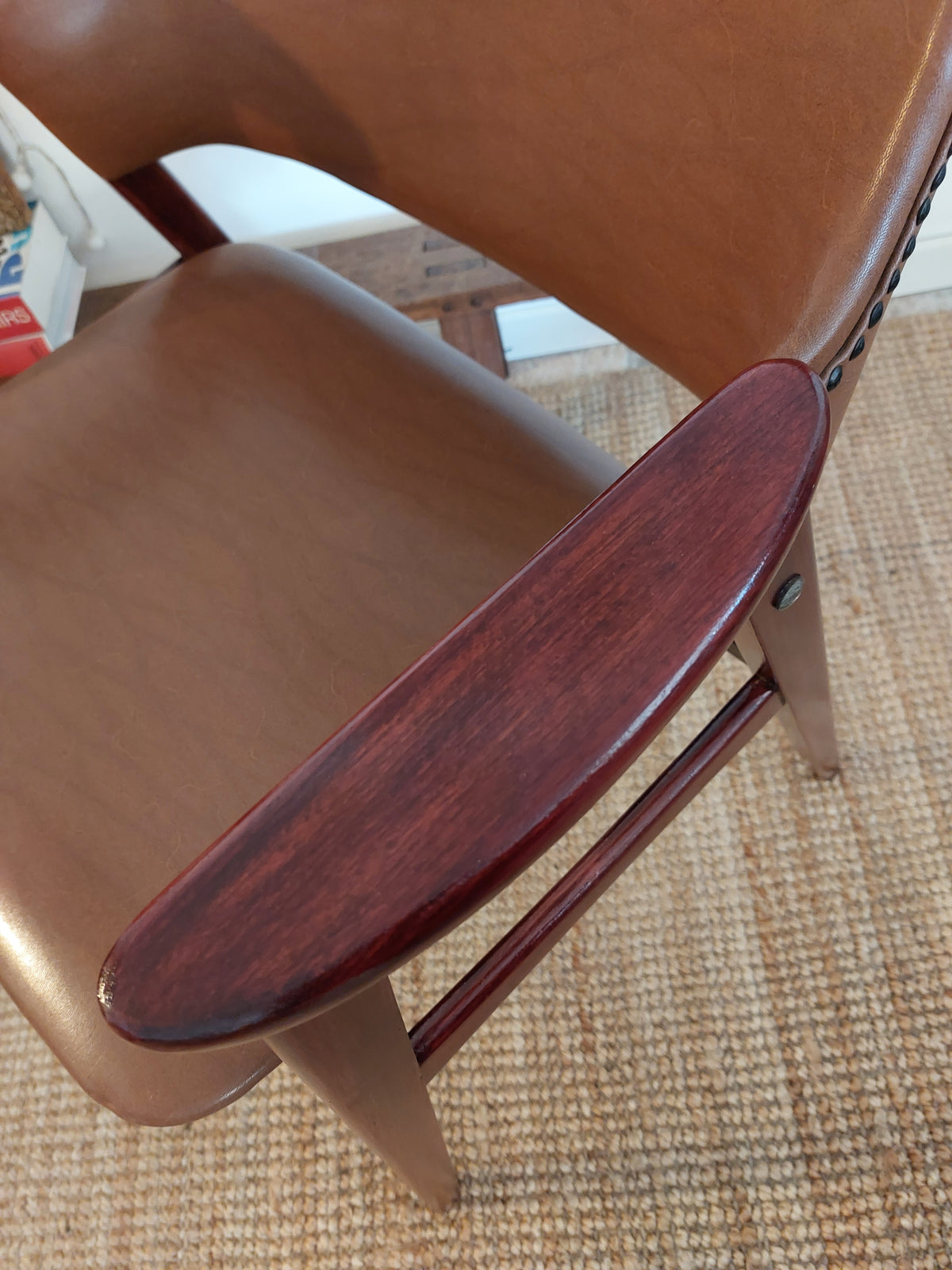 Paire de fauteuils hongrois par ágnes Kígyóssy modèle Claus