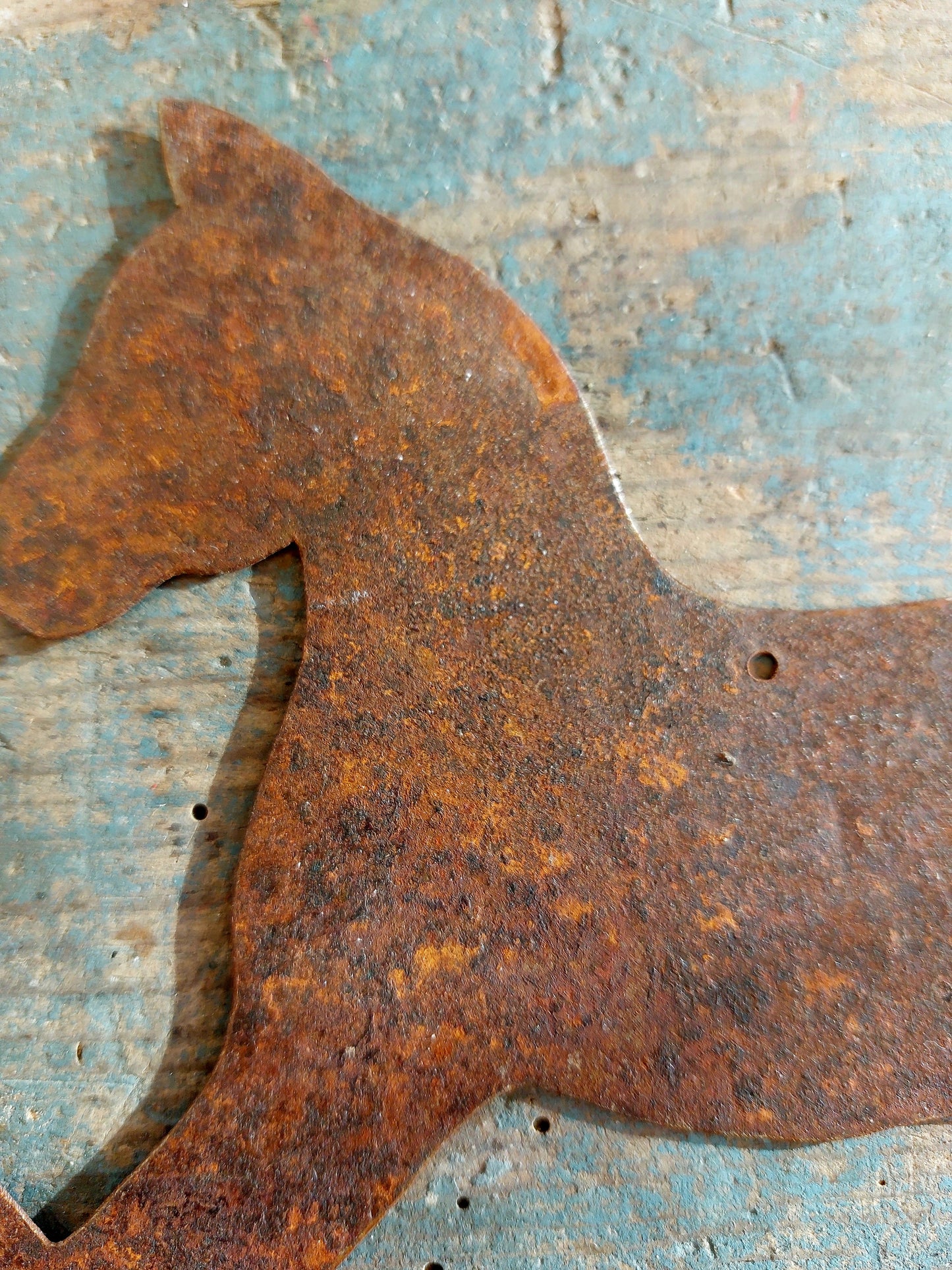 Plaque métal "Cheval à bascule" chinée en Arizona