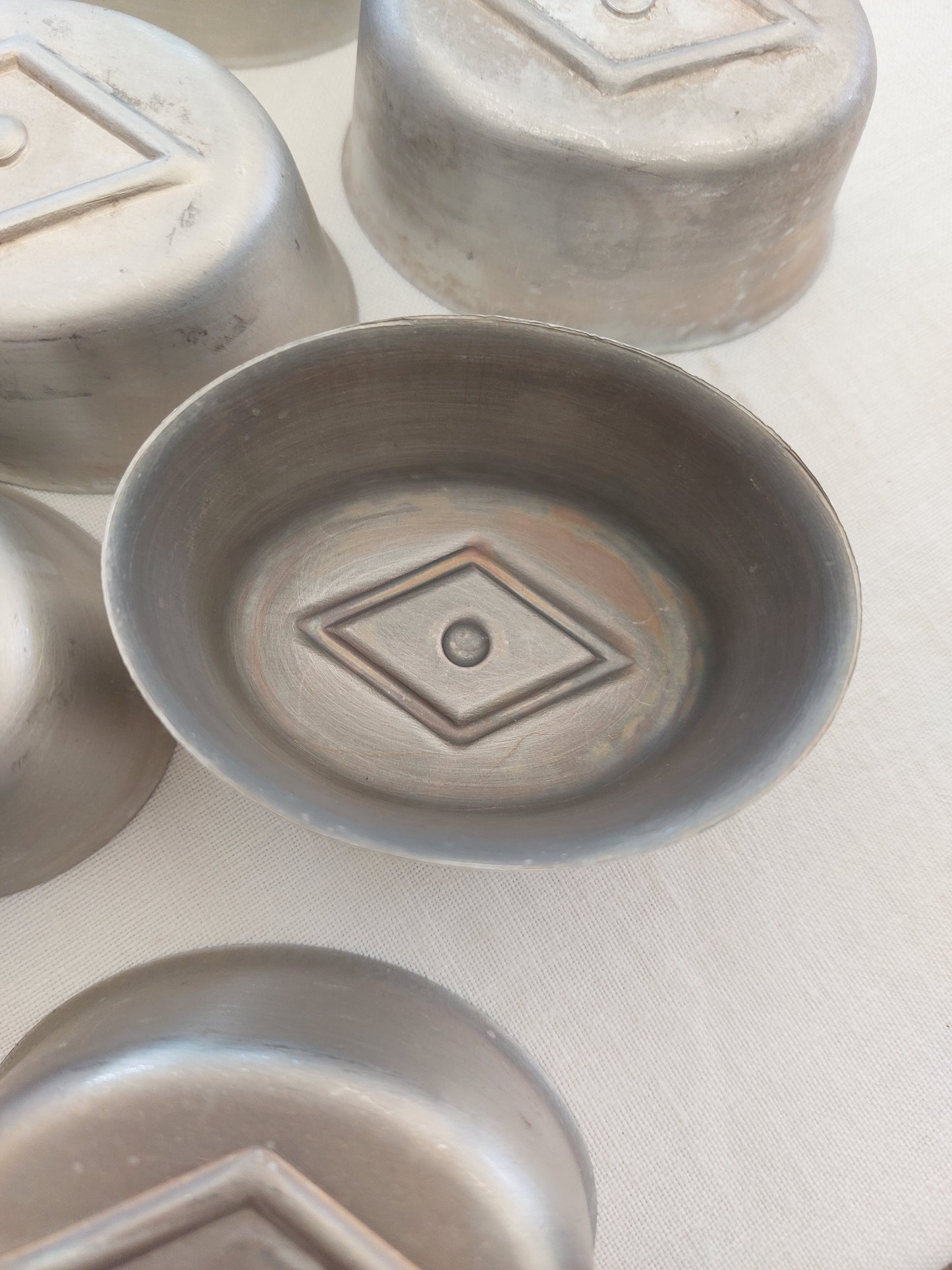 Moules à aspic en aluminium