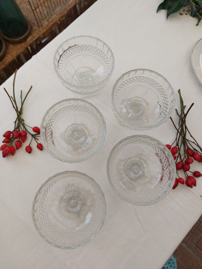 Lot de 5 coupelles sur pied