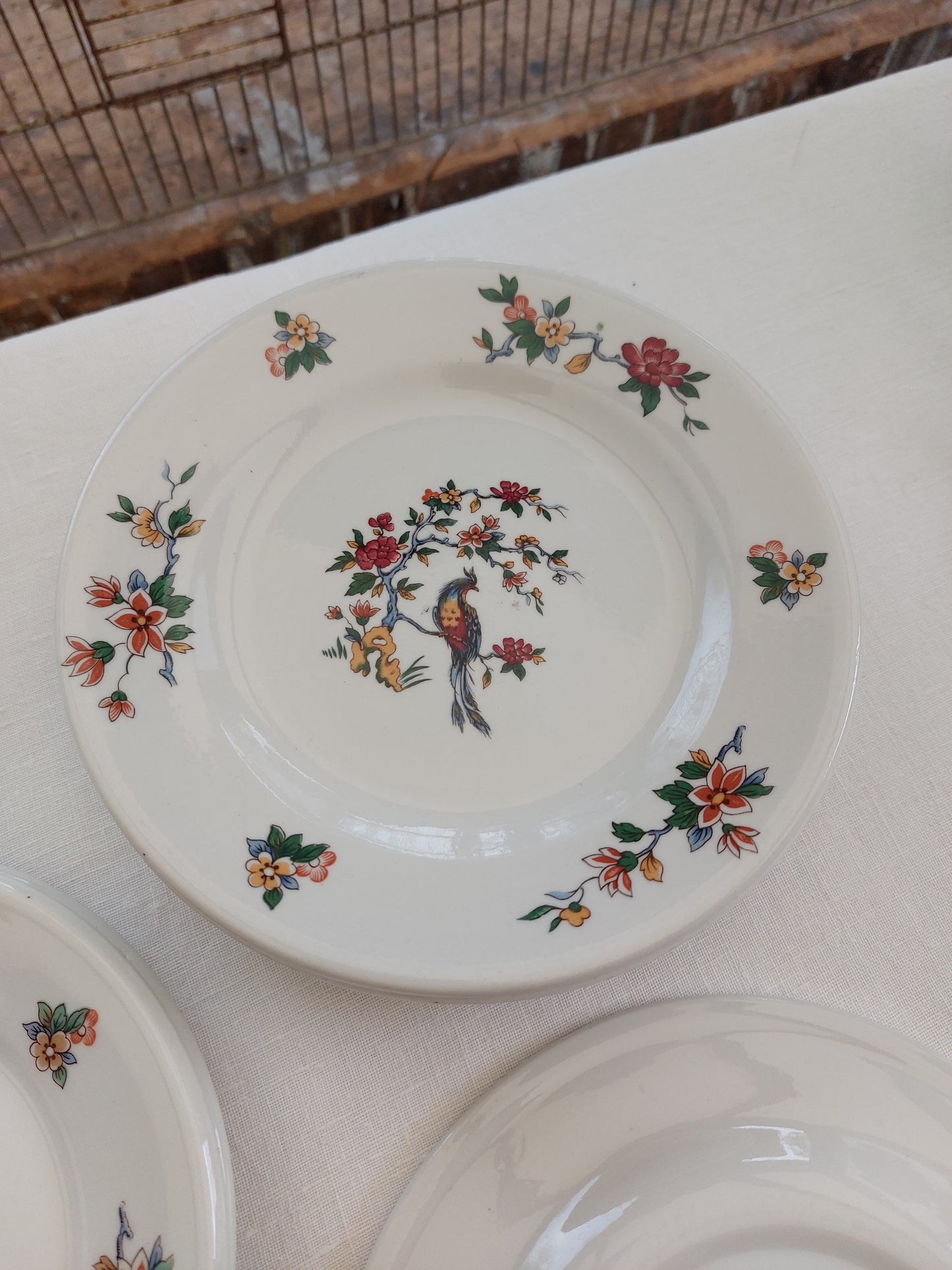 Lot de 6 assiettes à dessert et 2 plus petites Sarreguemines modèle « Oiseaux du paradis »