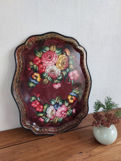 Plateau peint russe