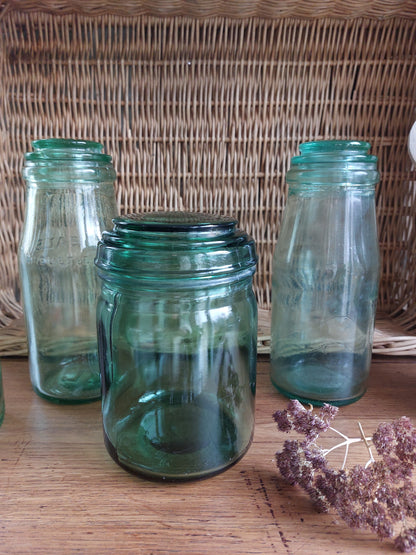 Lot de 4 bocaux verts ancien
