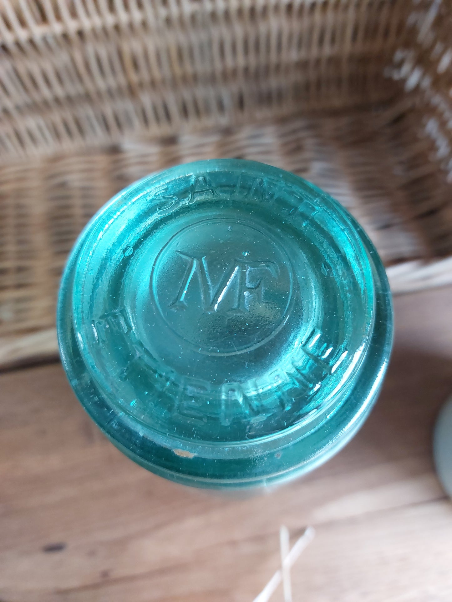 Lot de 4 bocaux verts ancien