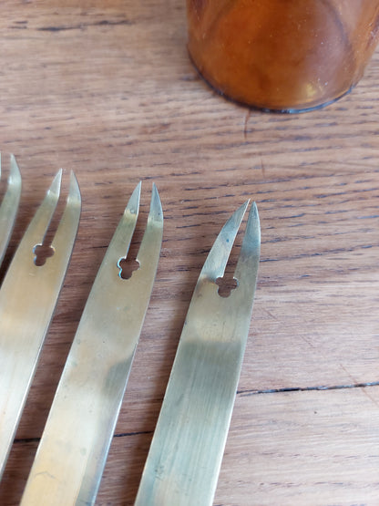 Lot de 12 couteaux à crustacés
