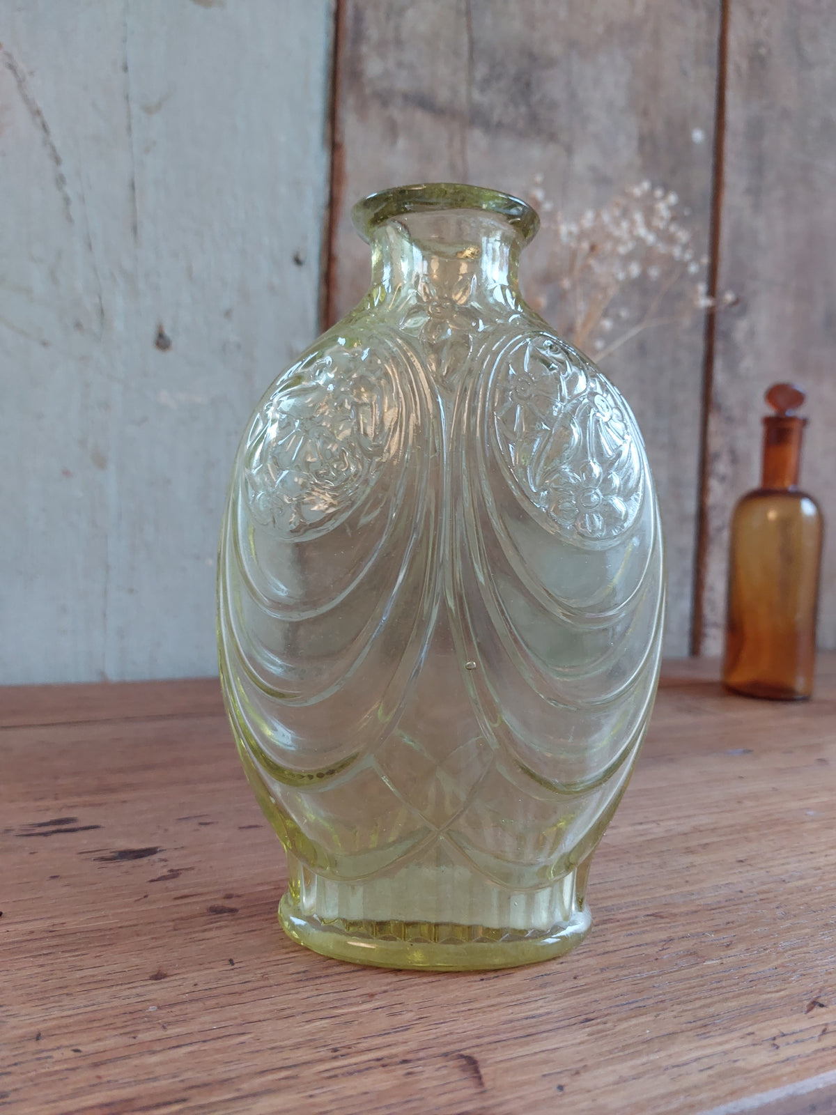 Vase art déco jaune