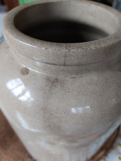 Grand pot en grès ancien Bornibus