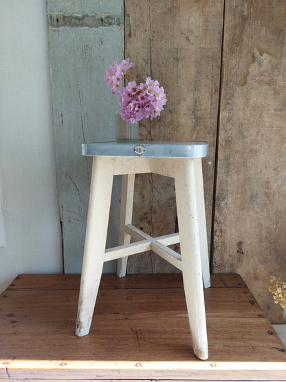 Tabouret vintage BBI