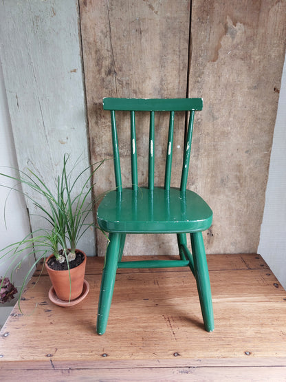 Chaise scandinave d’enfant