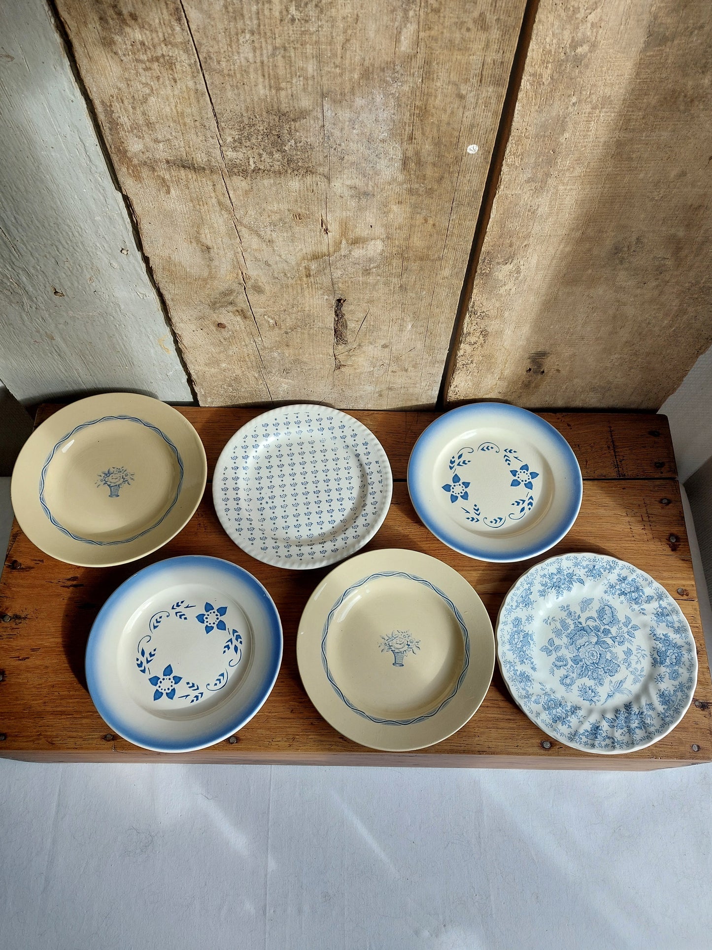 Lot de 6 assiettes à dessert dépareillées