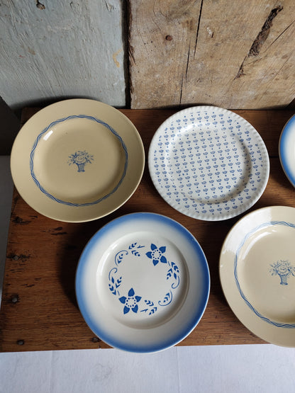 Lot de 6 assiettes à dessert dépareillées