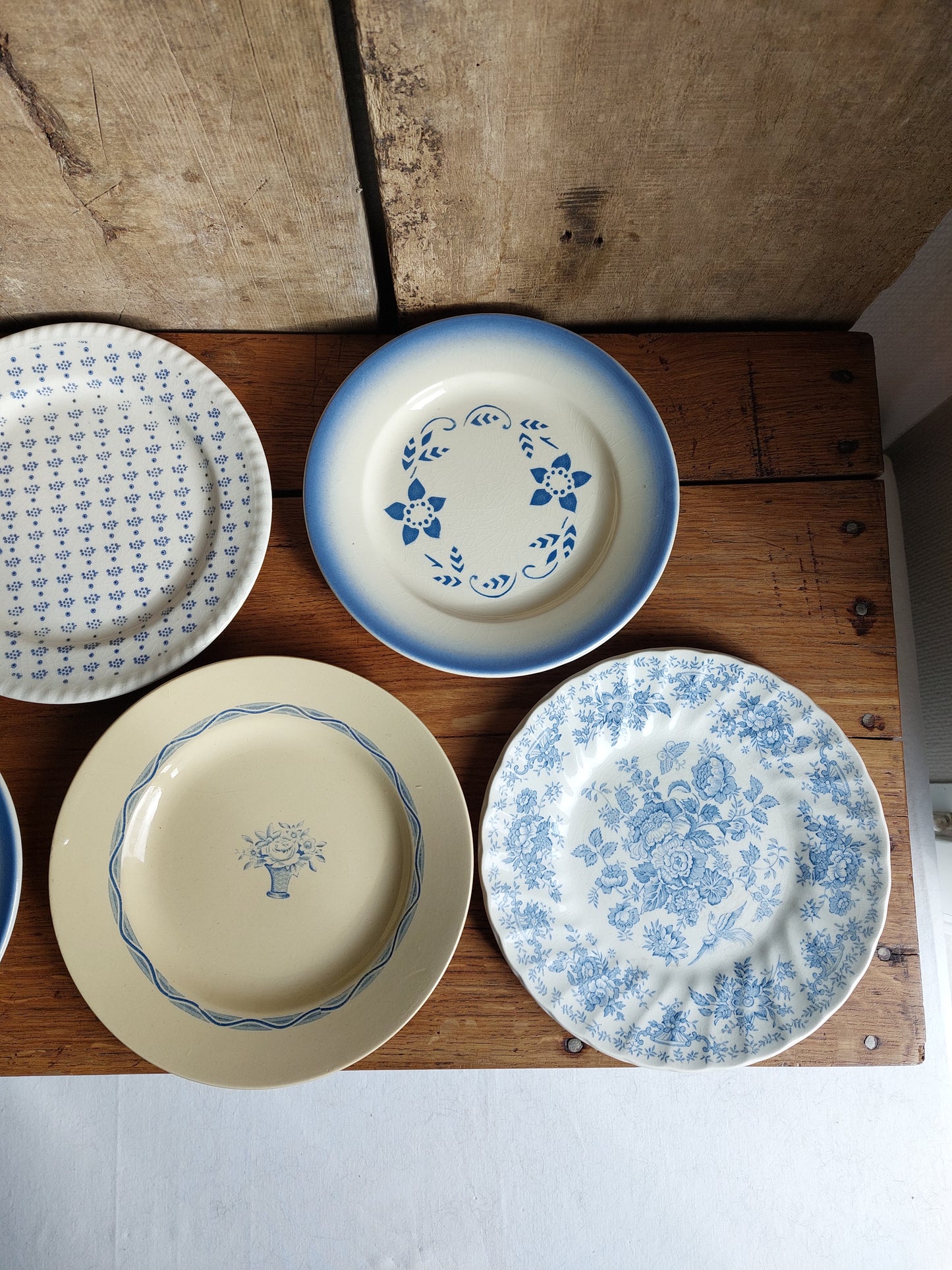 Lot de 6 assiettes à dessert dépareillées