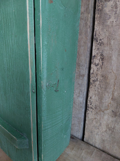 Ancien coffret bois vert
